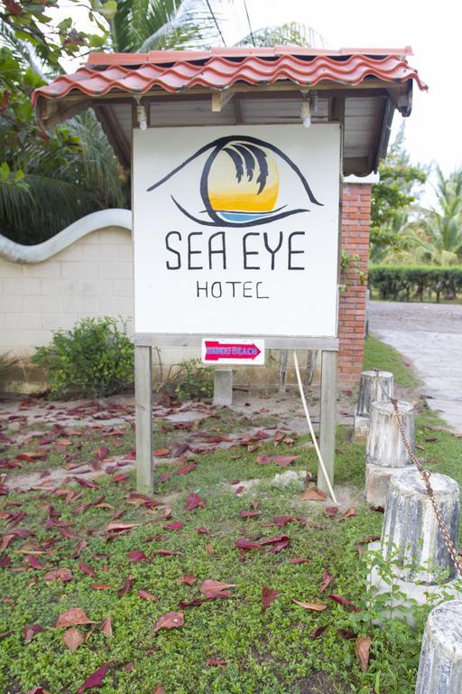 Sea Eye Hotel - Laguna Building Utila Dış mekan fotoğraf